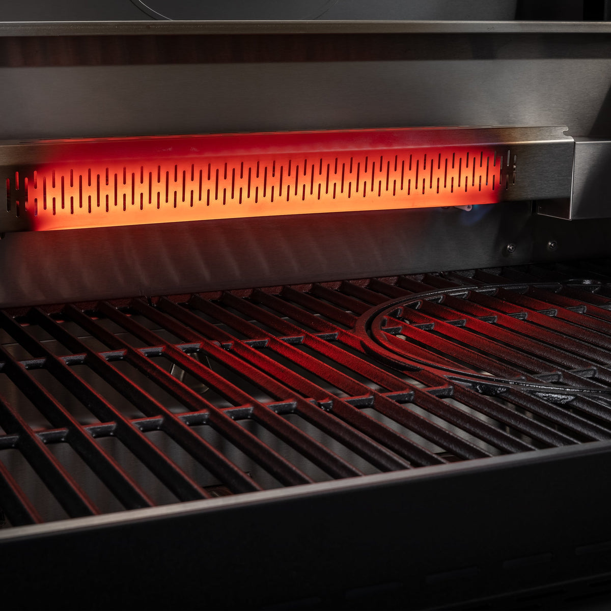 Rösle Epicflame Pro 4 | Neuestes Modell - grillstir.comRösle Epicflame Pro 4 | Neuestes ModellRöslegrillstir.com