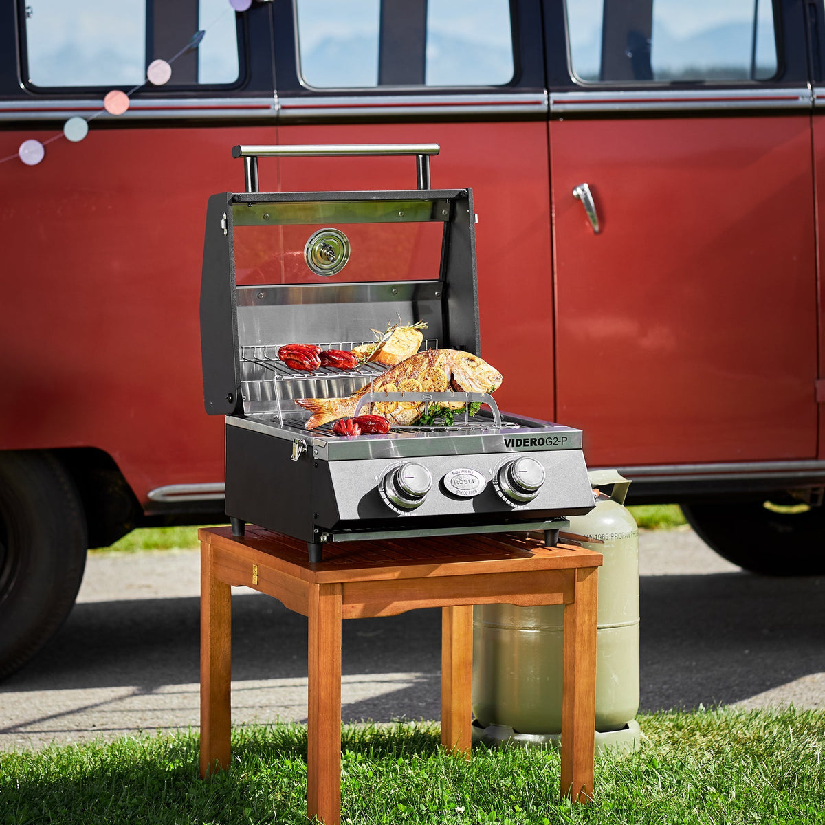 Rösle Gasgrill BBQ - Portable VIDERO G2 - P 50 mbar - grillstir.comRösle Gasgrill BBQ - Portable VIDERO G2 - P 50 mbarRöslegrillstir.com255634004293255631