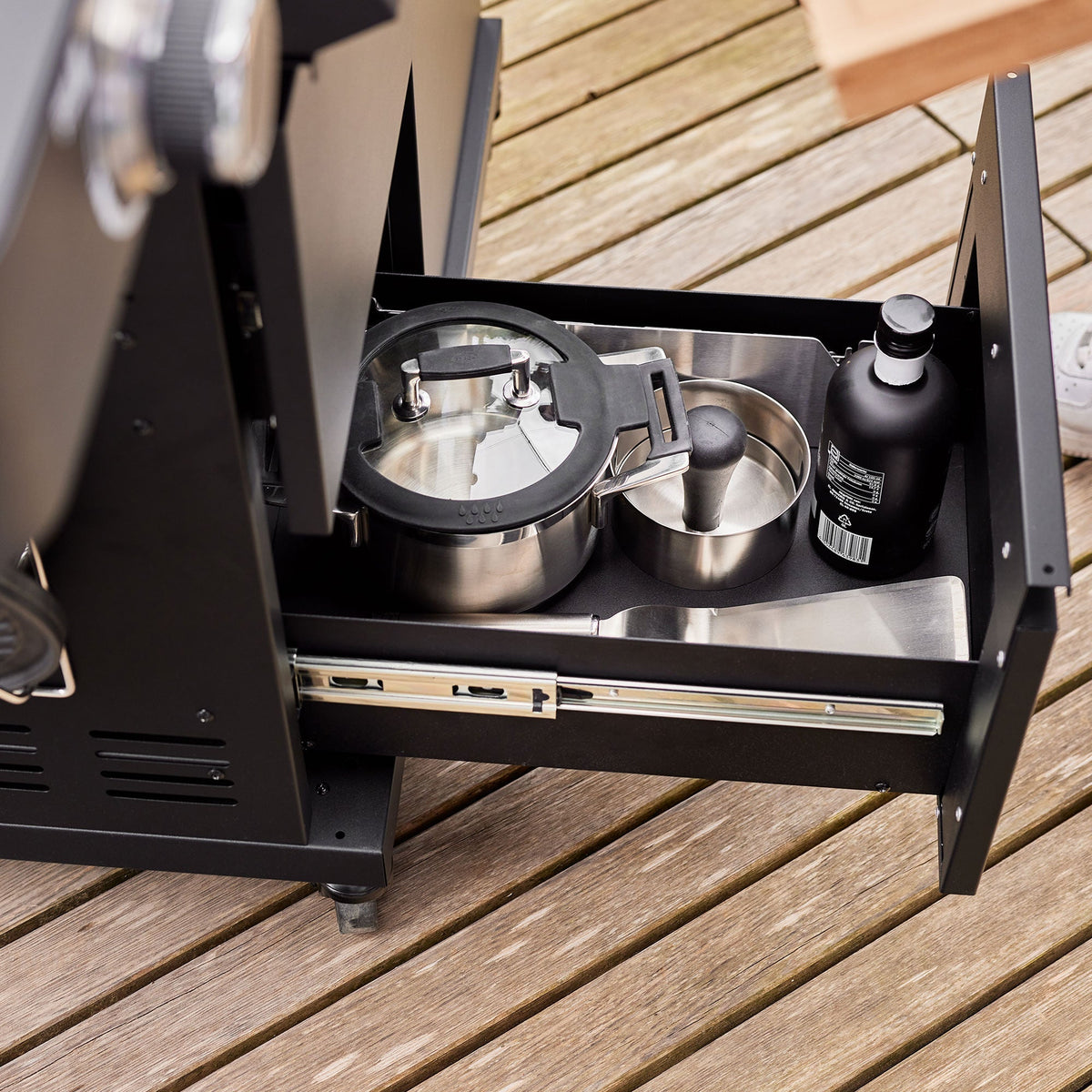 Rösle Videro Pro G4 - S Vario+ 50mbar - grillstir.comRösle Videro Pro G4 - S Vario+ 50mbarRöslegrillstir.com255714004293255716