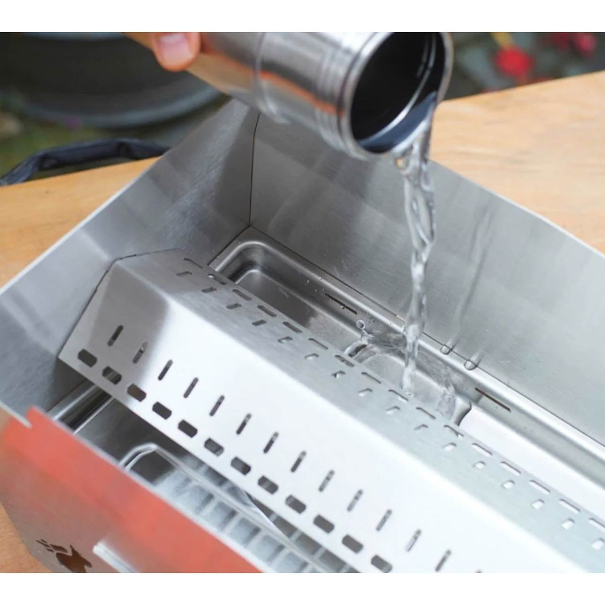 Skotti Pool Fettauffangschale - grillstir.comSkotti Pool FettauffangschaleSkottigrillstir.com