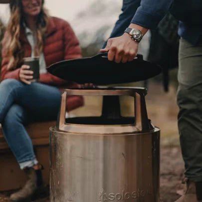 Solo Stove BONFIRE Gusseisen - Plancha mit Aufsatz - grillstir.comSolo Stove BONFIRE Gusseisen - Plancha mit AufsatzSolo Stovegrillstir.com
