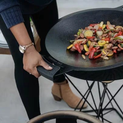 Solo Stove BONFIRE & YUKON Gusseisen - Wok - Large - grillstir.comSolo Stove BONFIRE & YUKON Gusseisen - Wok - LargeSolo Stovegrillstir.com