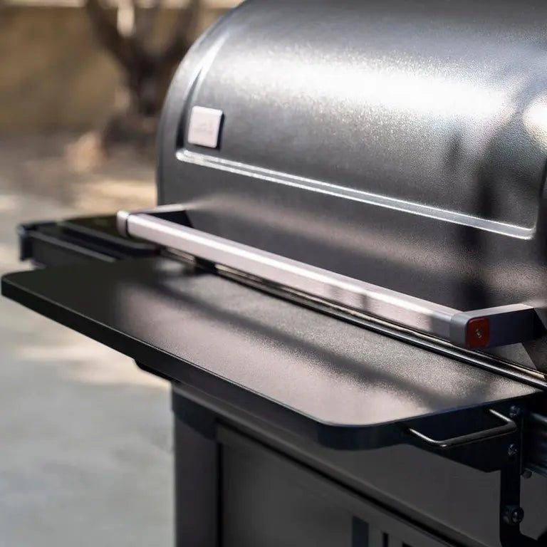 Traeger P.A.L. Pop - And - Lock® klappbare Frontablage XL - grillstir.comTraeger P.A.L. Pop - And - Lock® klappbare Frontablage XLGrillzubehörTraegergrillstir.com