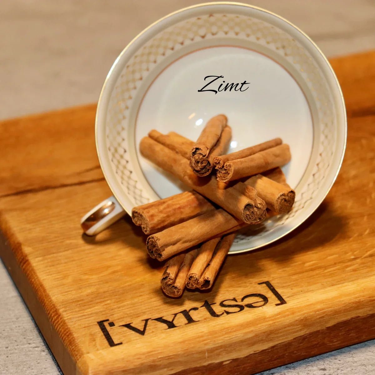 ['Vyrtse] Ceylon Zimtstangen ganz, 50g - grillstir.com['Vyrtse] Ceylon Zimtstangen ganz, 50gLebensmittel['Vyrtse]grillstir.com