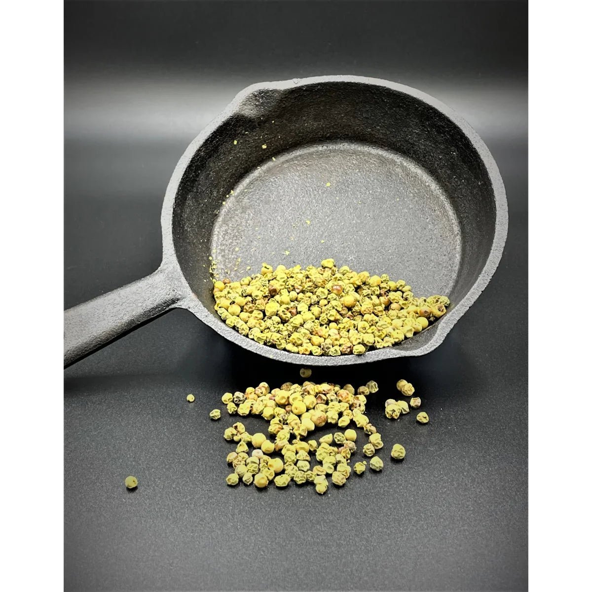 ['Vyrtse] grüner Pfeffer ganz geräuchert, 30g - grillstir.com['Vyrtse] grüner Pfeffer ganz geräuchert, 30gLebensmittel['Vyrtse]grillstir.com
